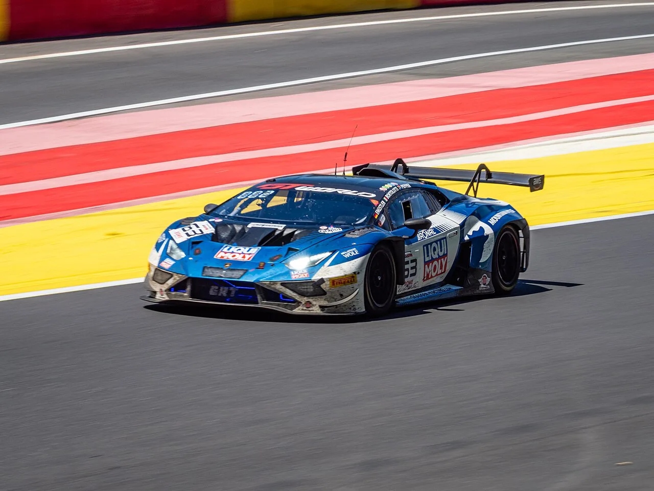 Lamborghini GT3 winnaar op het circuit van Spa-Francorchamps tijdens de 24 uur van Spa 2025